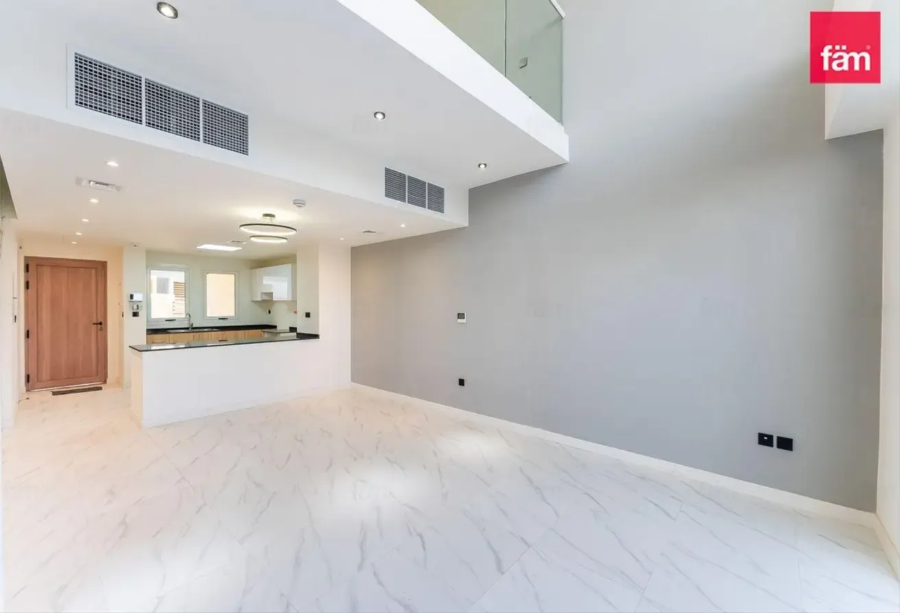 Huge Garden | Vacant | Close To Amenities