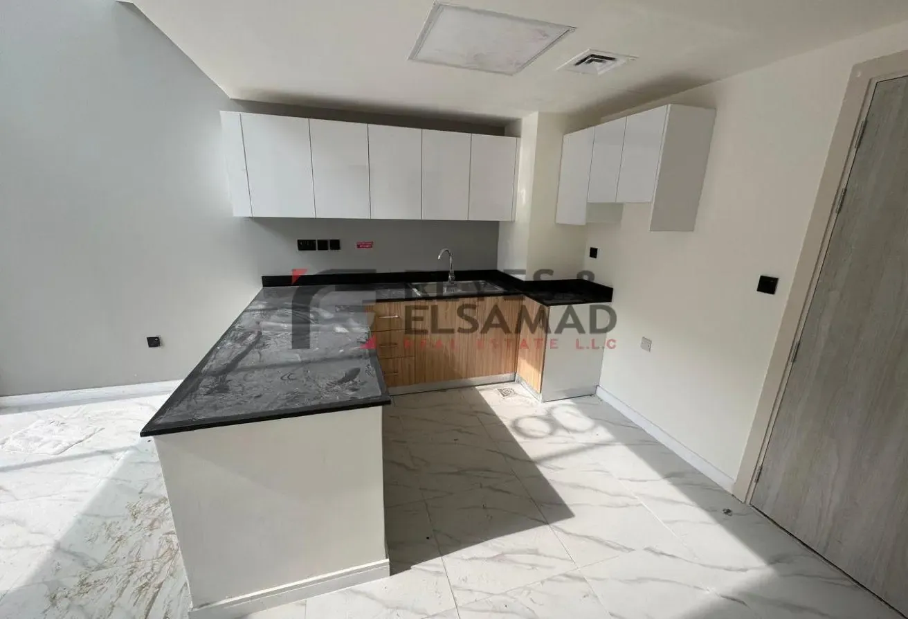 Semi Furnished I With Maid room I Big Layout