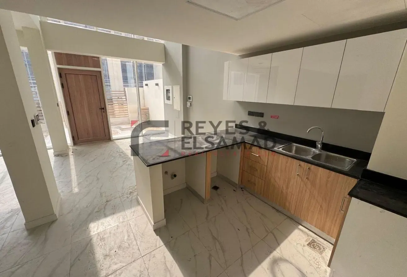 Semi Furnished I With Maid room I Big Layout