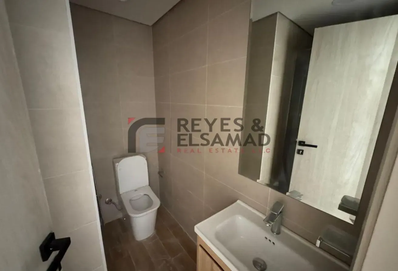 Semi Furnished I With Maid room I Big Layout