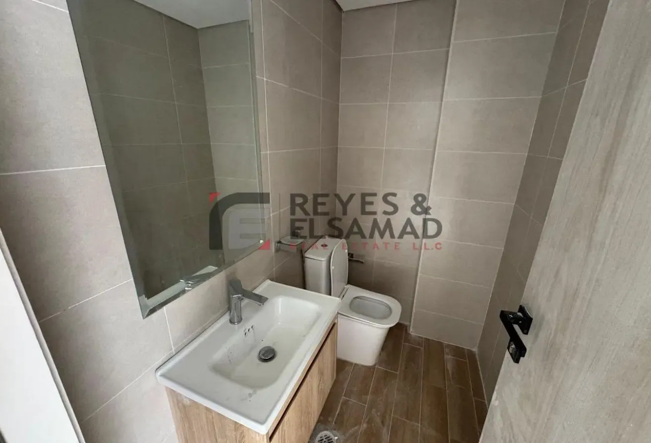 Semi Furnished I With Maid room I Big Layout