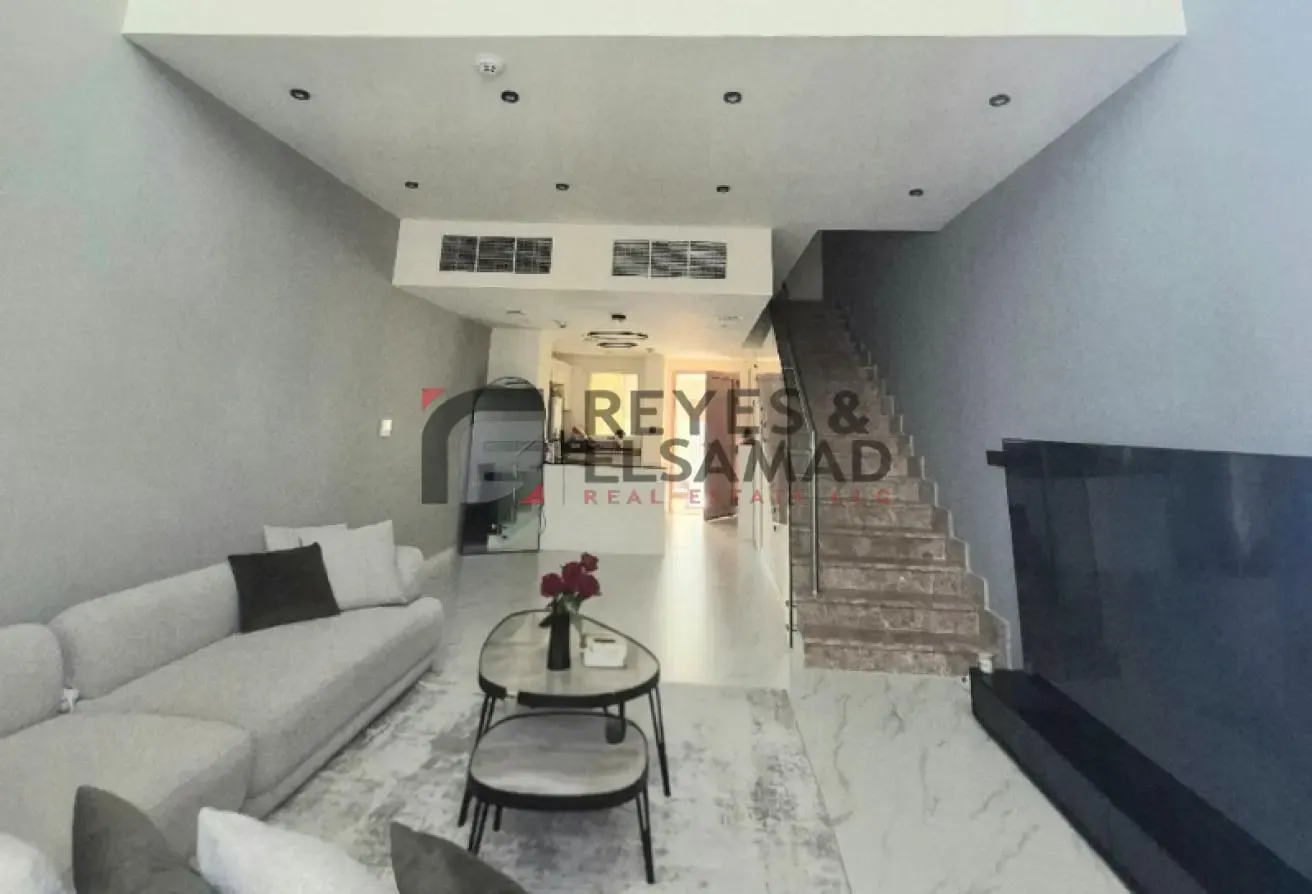 2 Yard I Direct to the Entrance I Fully Furnished
