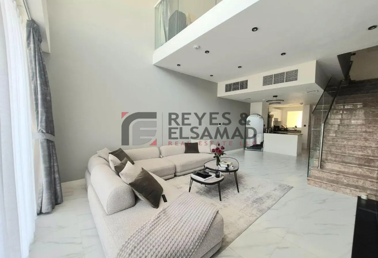 2 Yard I Direct to the Entrance I Fully Furnished