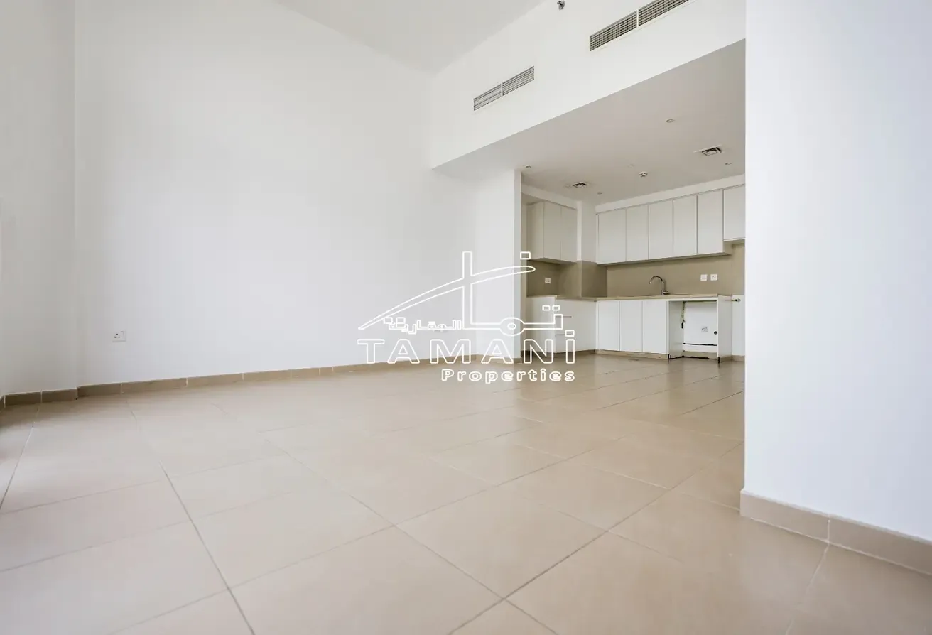 Park View 3 Bed+ Maids Ready to Move In