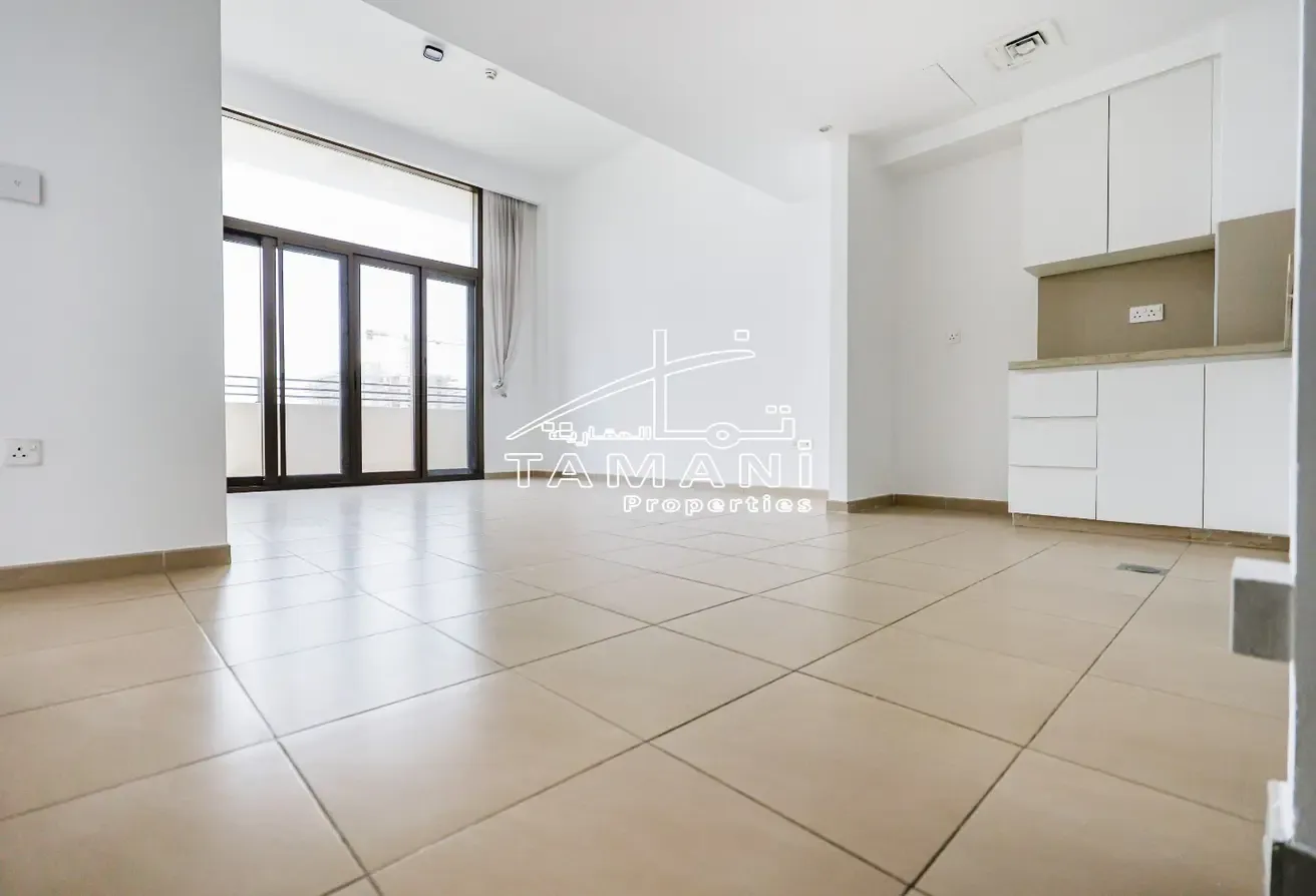 Park View 3 Bed+ Maids Ready to Move In