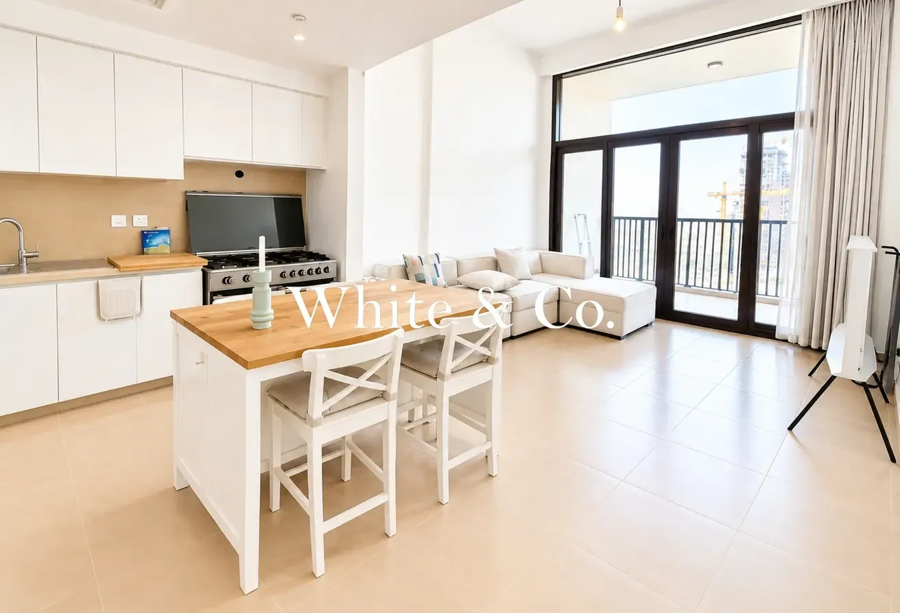 Stylish | Furnished | Vacant from Sept