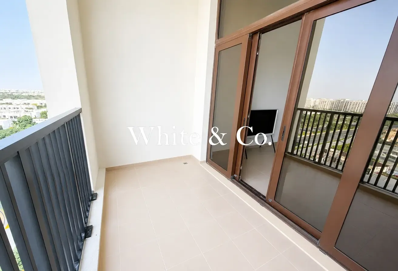 Stylish | Furnished | Vacant from Sept