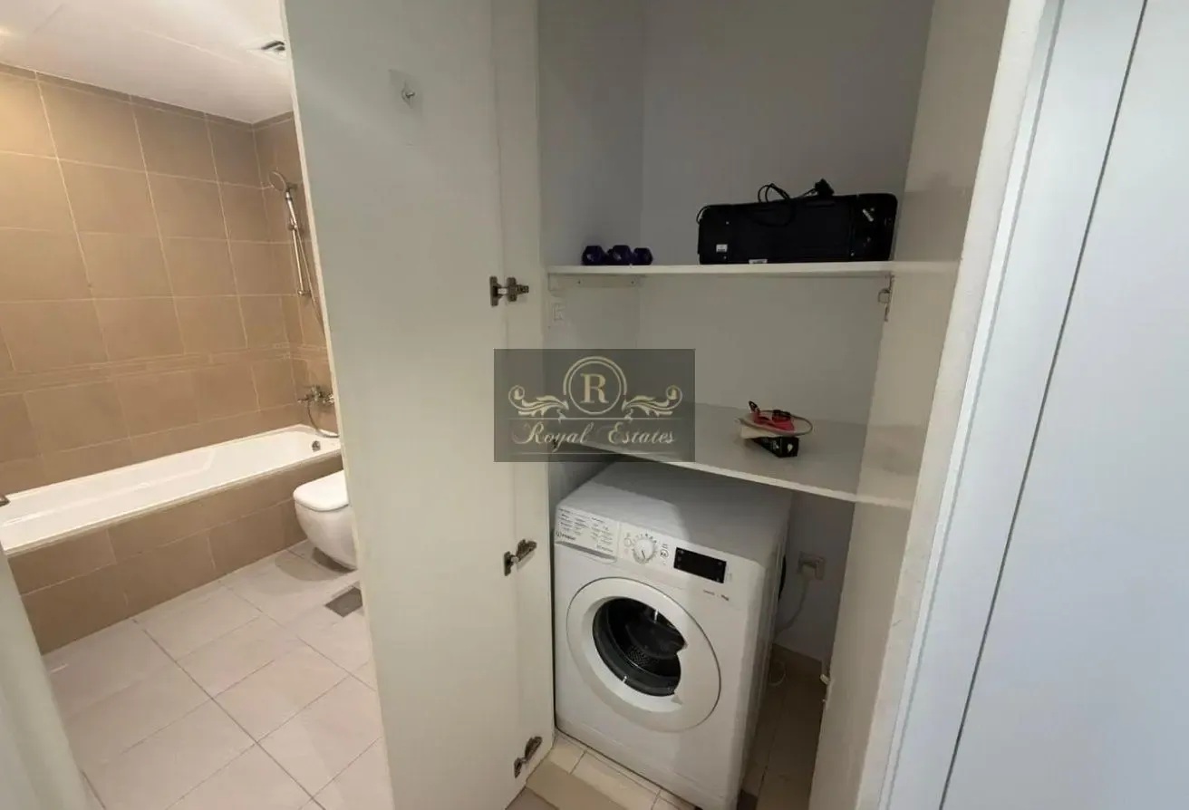 Available 1st Sept | Park View | Furnished
