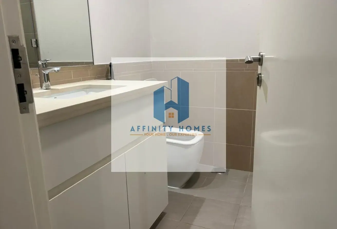 2 Bedroom - Big Layout - Community View