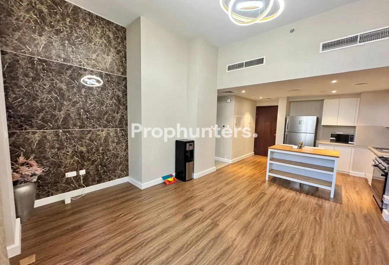 UPGRADED | POOL VIEW | 2 BALCONY