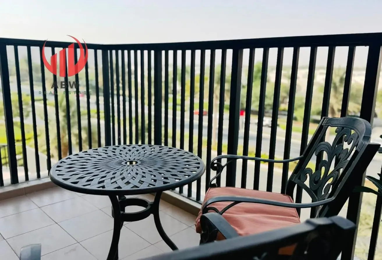 Furnished 1BR Apartment | Jenna Main Square 2