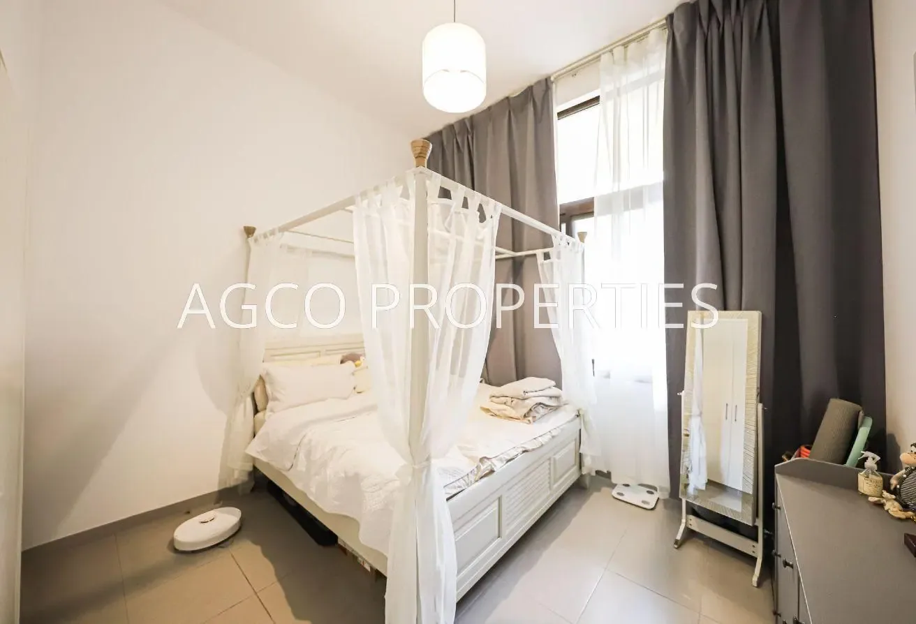 Furnished | Vacant April | Pool View