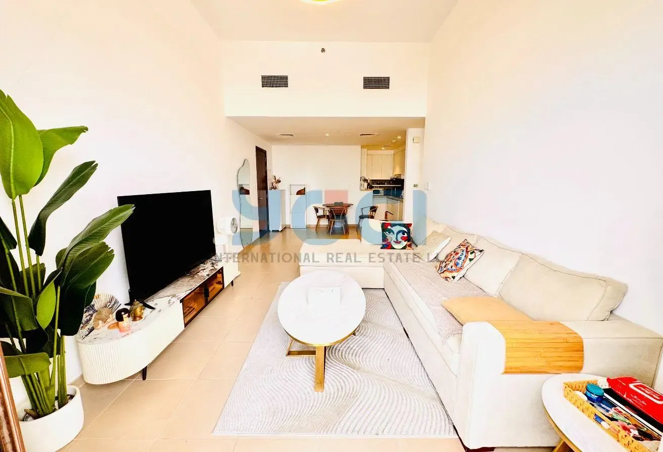 Spacious 1BR | Fully Furnished | High Floor