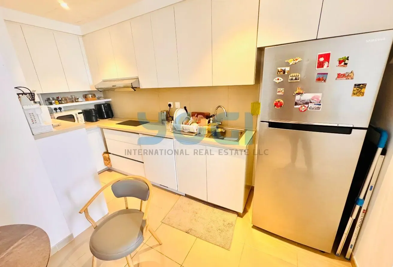 Spacious 1BR | Fully Furnished | High Floor