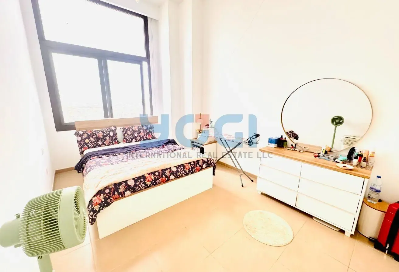 Spacious 1BR | Fully Furnished | High Floor