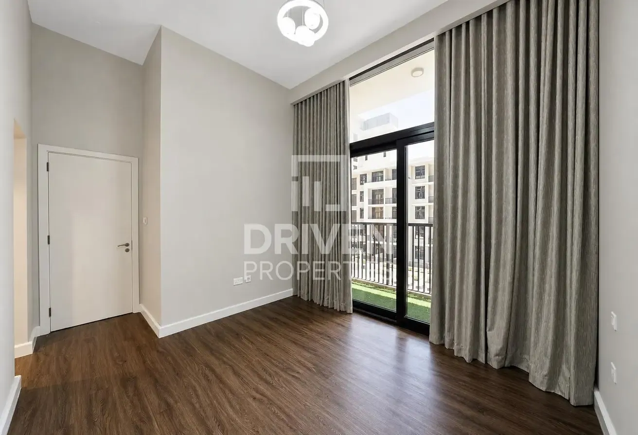 Park and Pool View | Well Maintained | Vacant