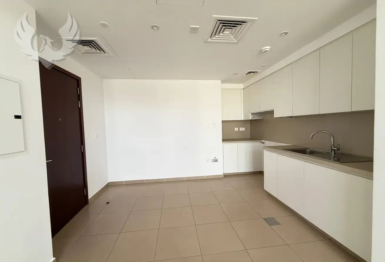 VACANT |  NEAR TO PARK | CALL NOW