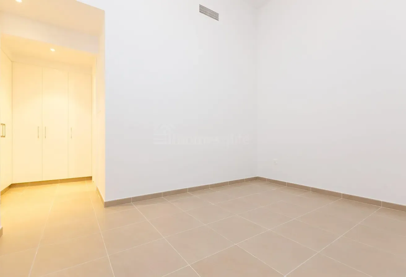 High Floor | Townhouse View | Ready to Move In
