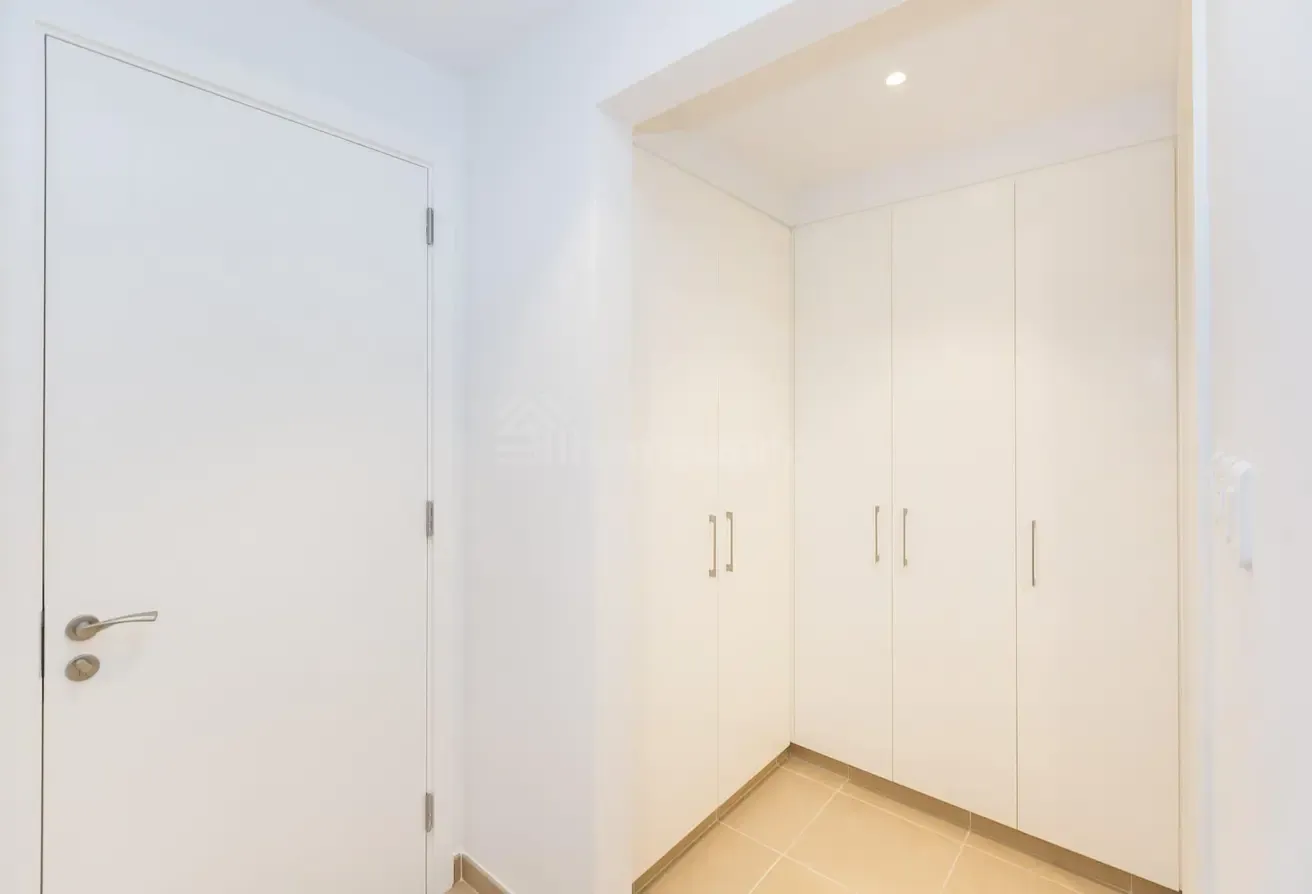 High Floor | Townhouse View | Ready to Move In
