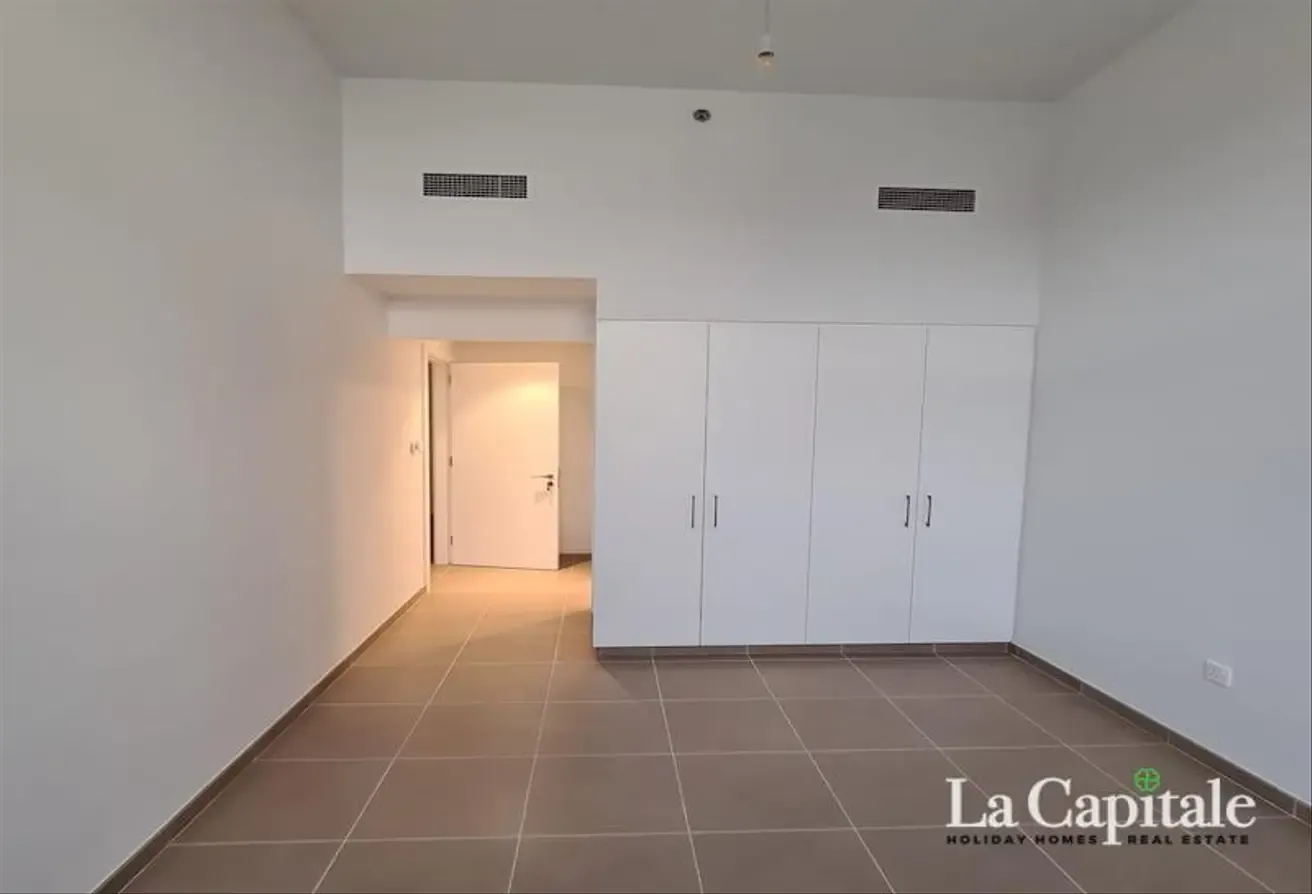 CORNER UNIT | POOL VIEW | CENTRAL PARK | MODERN