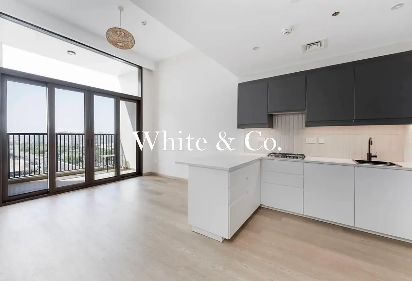 Fully Upgraded Unit | 12 cheques Available