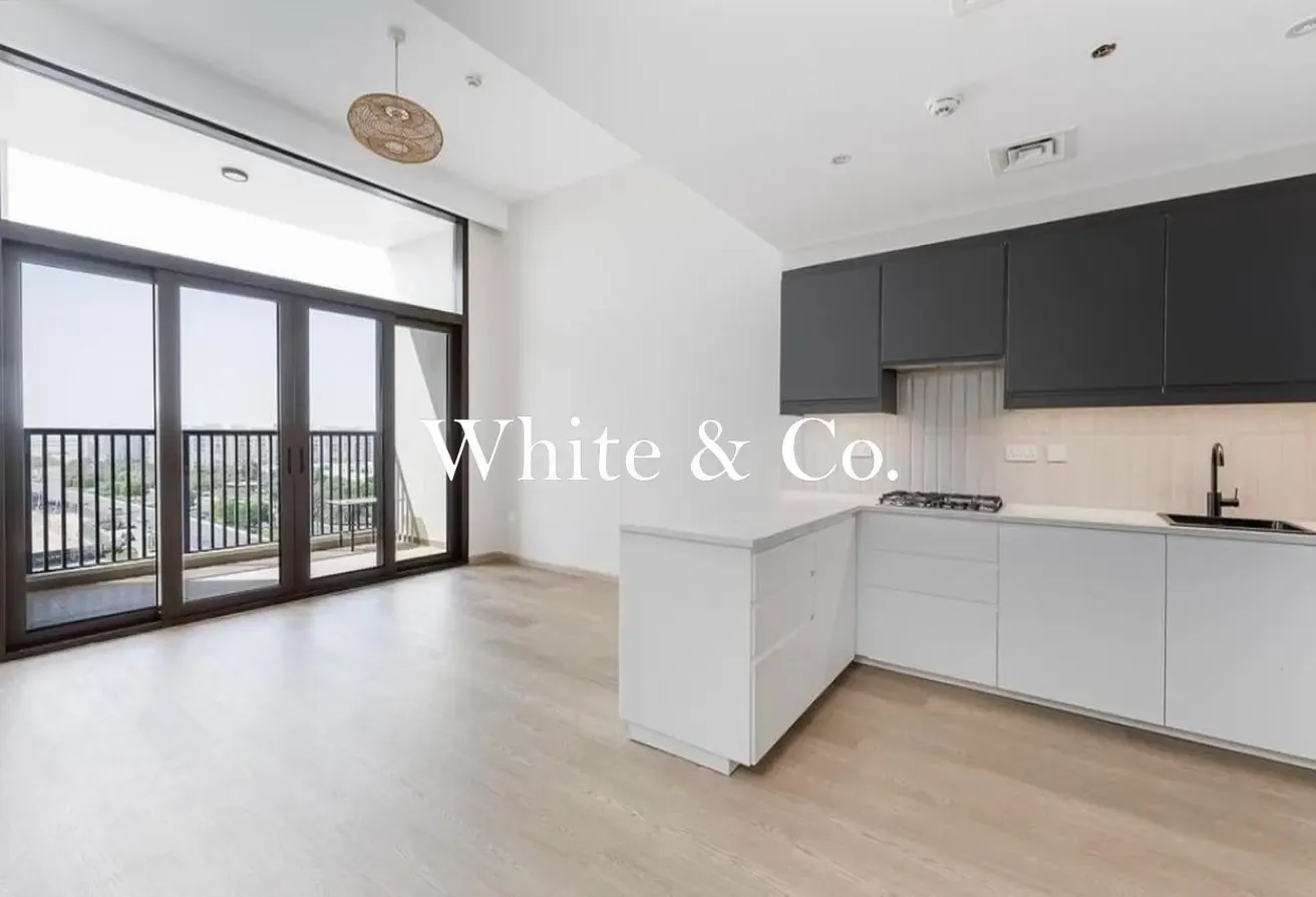 Fully Upgraded Unit | 12 cheques Available