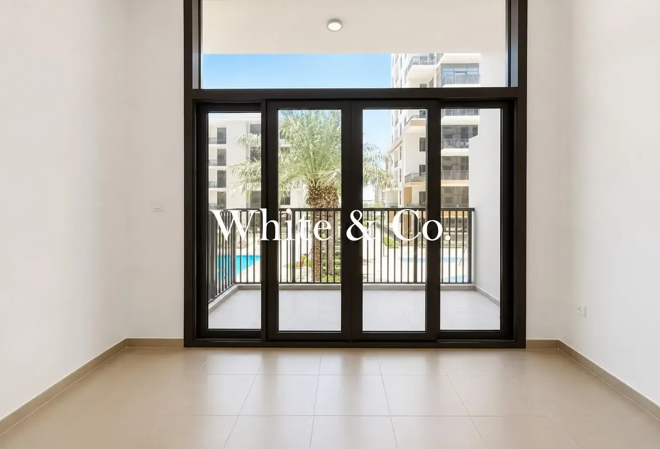 POOL VIEW & BRIGHT| LOW FLOOR |NEGOTIABLE