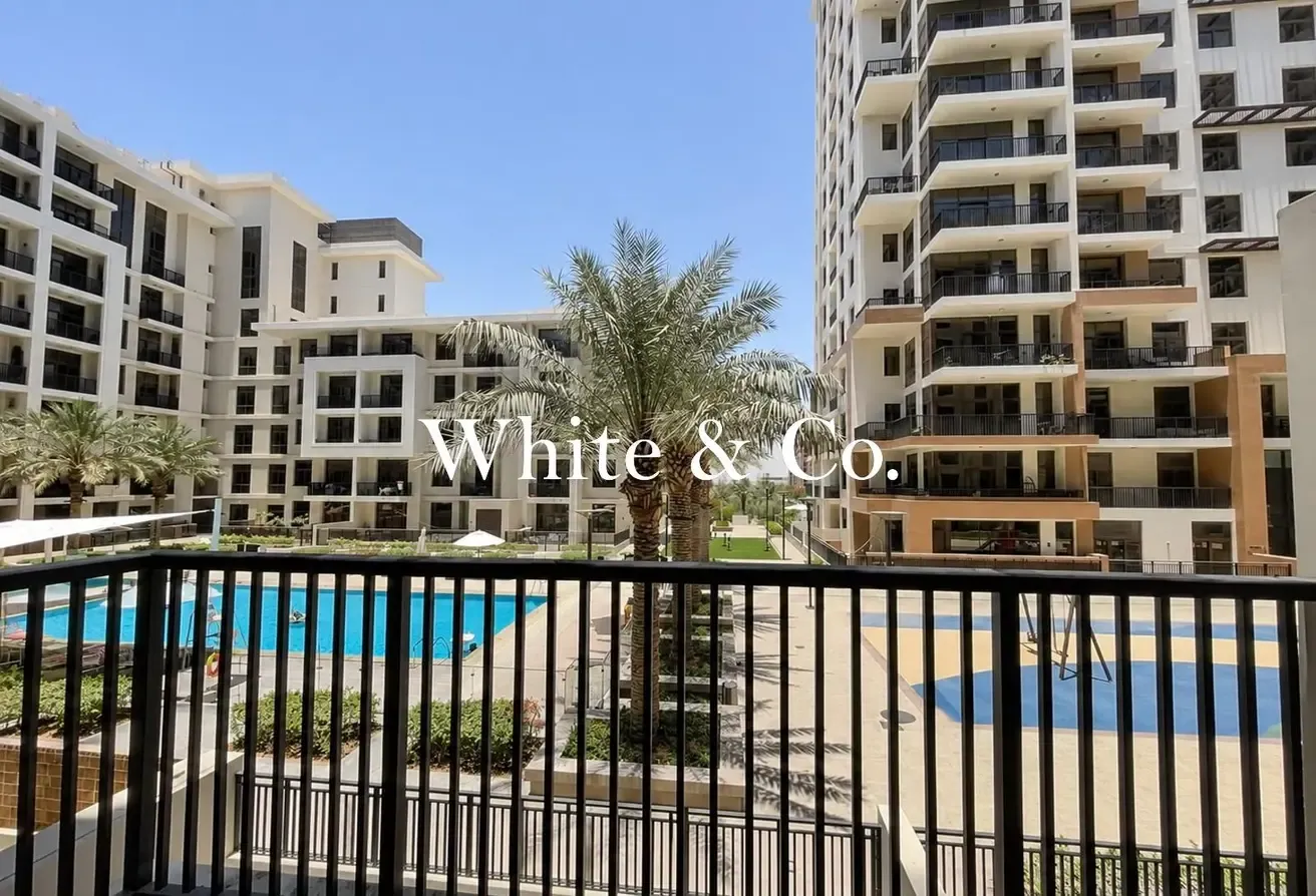 POOL VIEW & BRIGHT| LOW FLOOR |NEGOTIABLE
