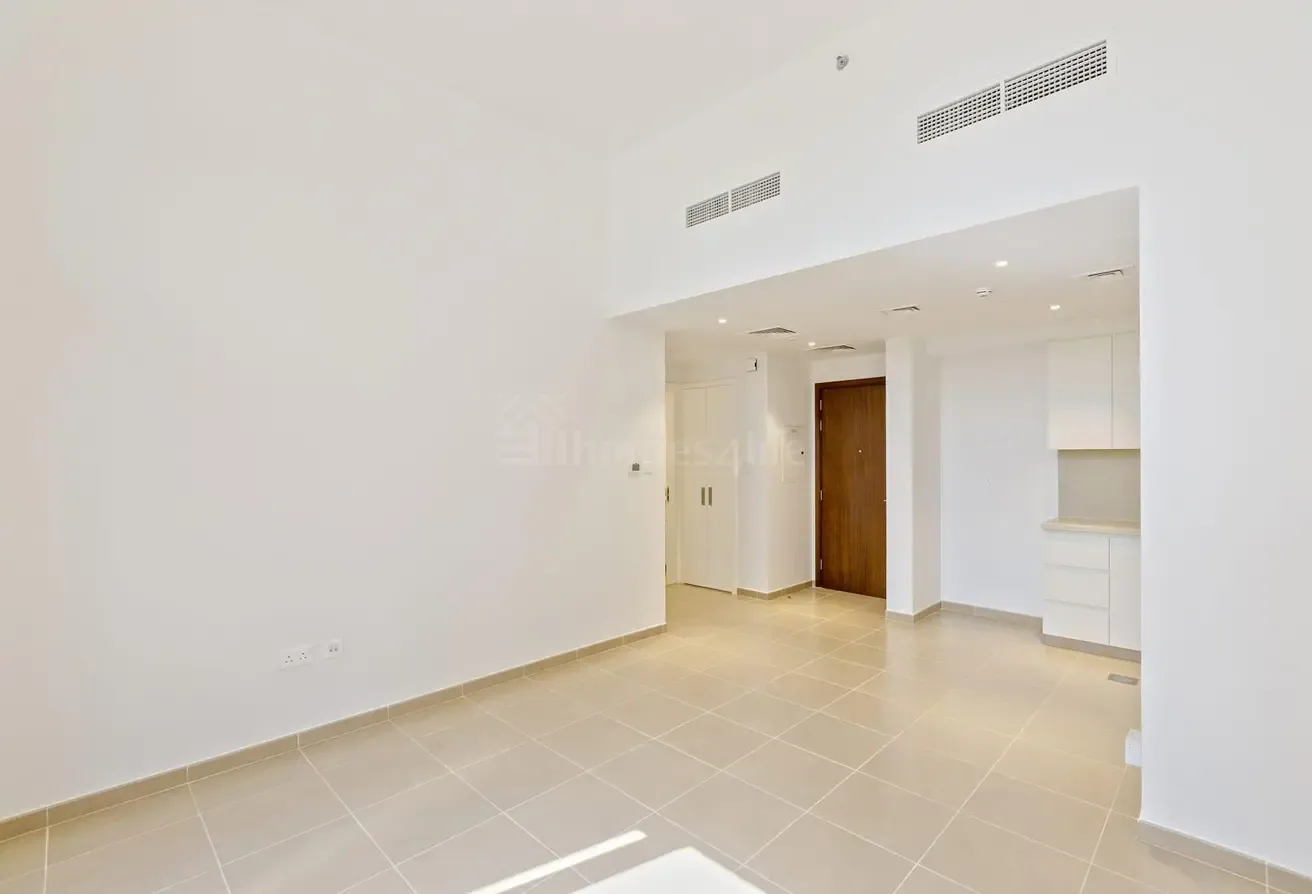Corner Unit 1BR | Pool View | Vacant Now