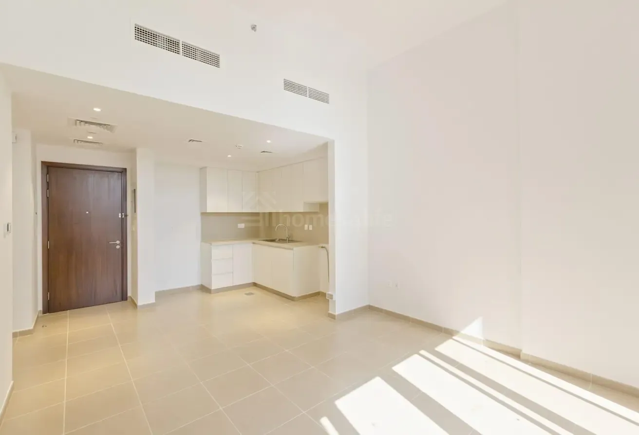 Corner Unit 1BR | Pool View | Vacant Now