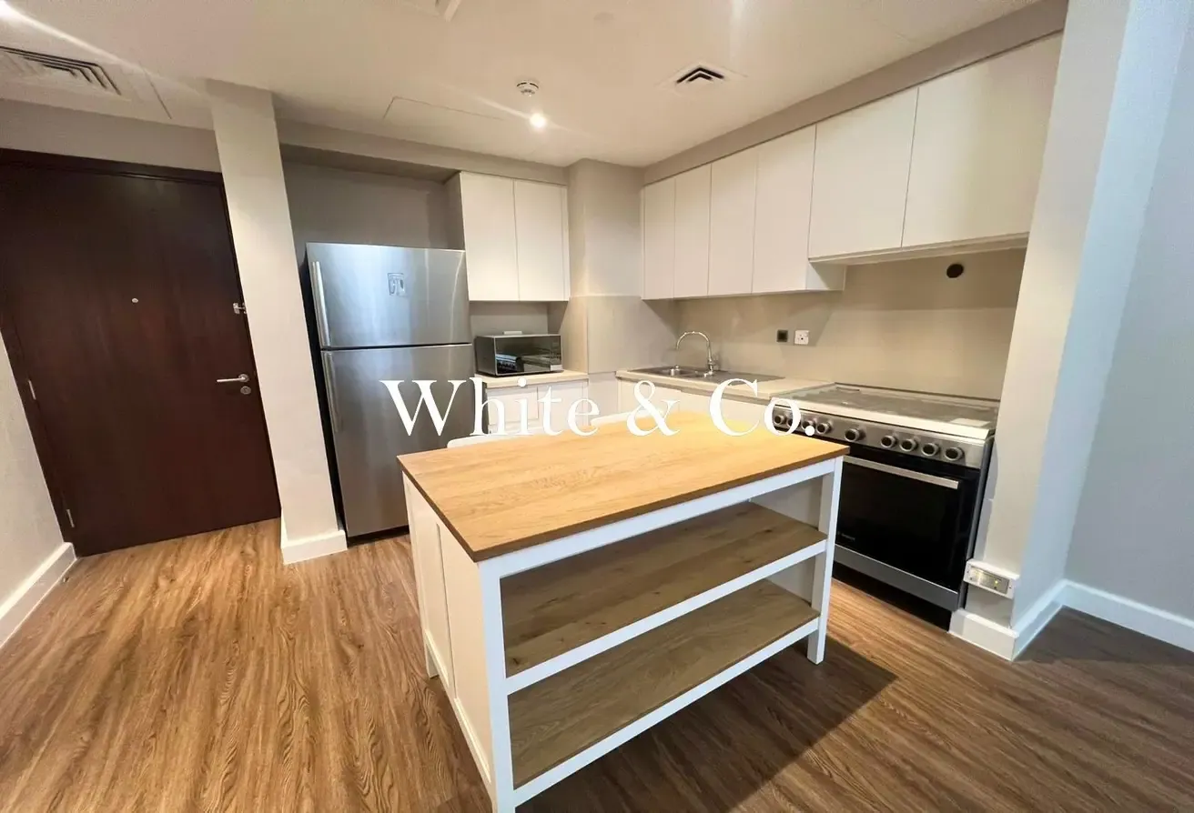 Upgraded | Pool View | Kitchen Appliances