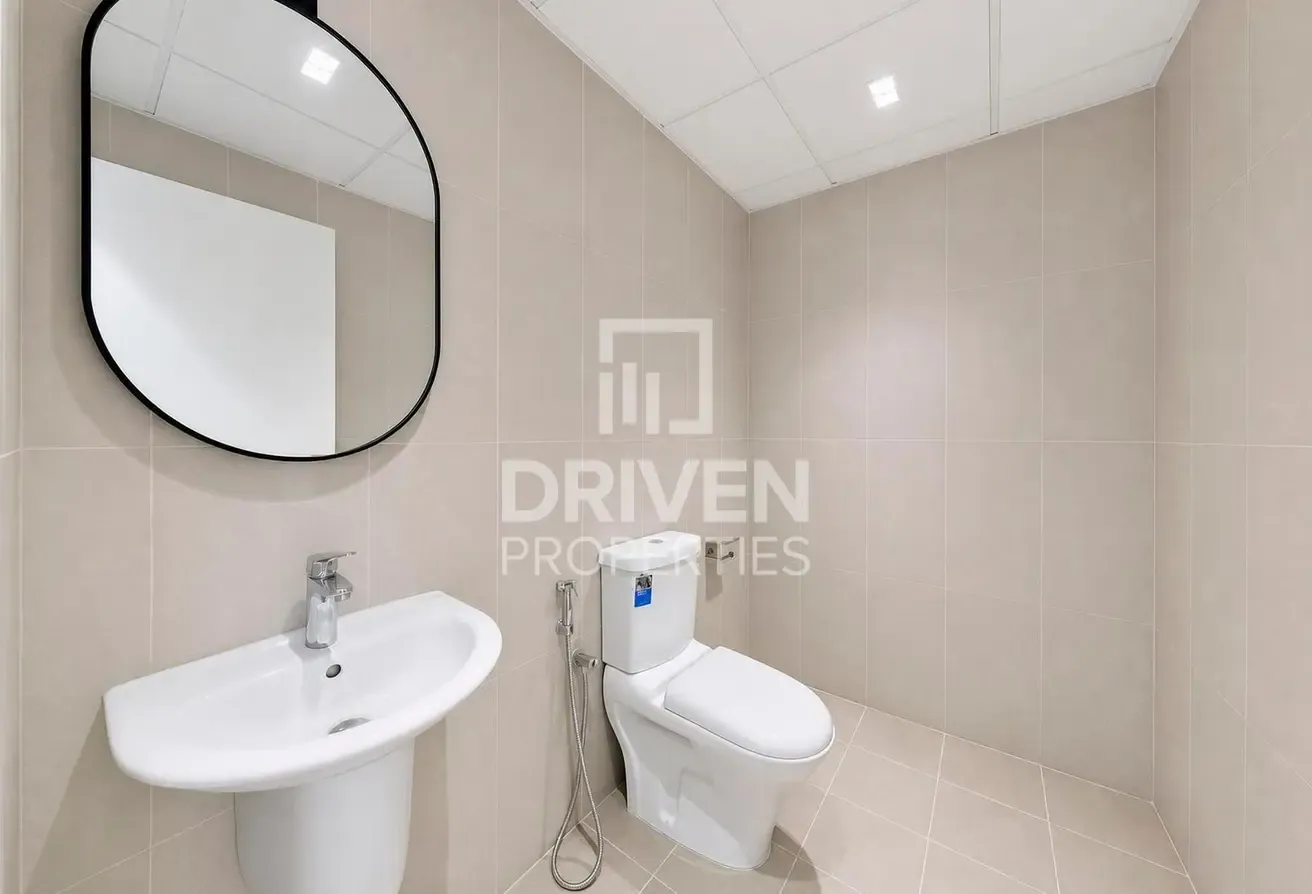 Renovated Office for Sale | Panoramic View | JLT