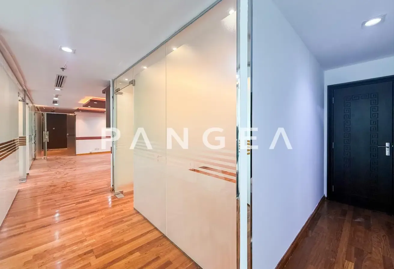 Best Deal in Market | Exclusive | Canal View | Vacant
