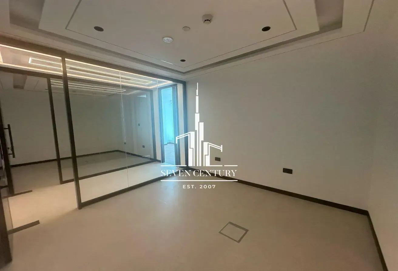Close to Metro | Fitted Office | Canal View