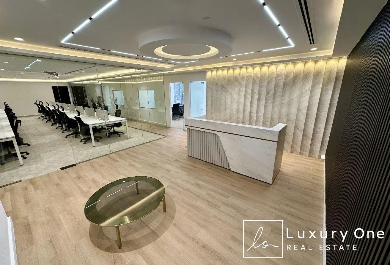 Luxury Upgrade | Vacant | Wet Pantry | Partitioned