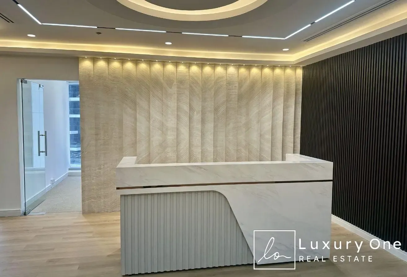 Luxury Upgrade | Vacant | Wet Pantry | Partitioned