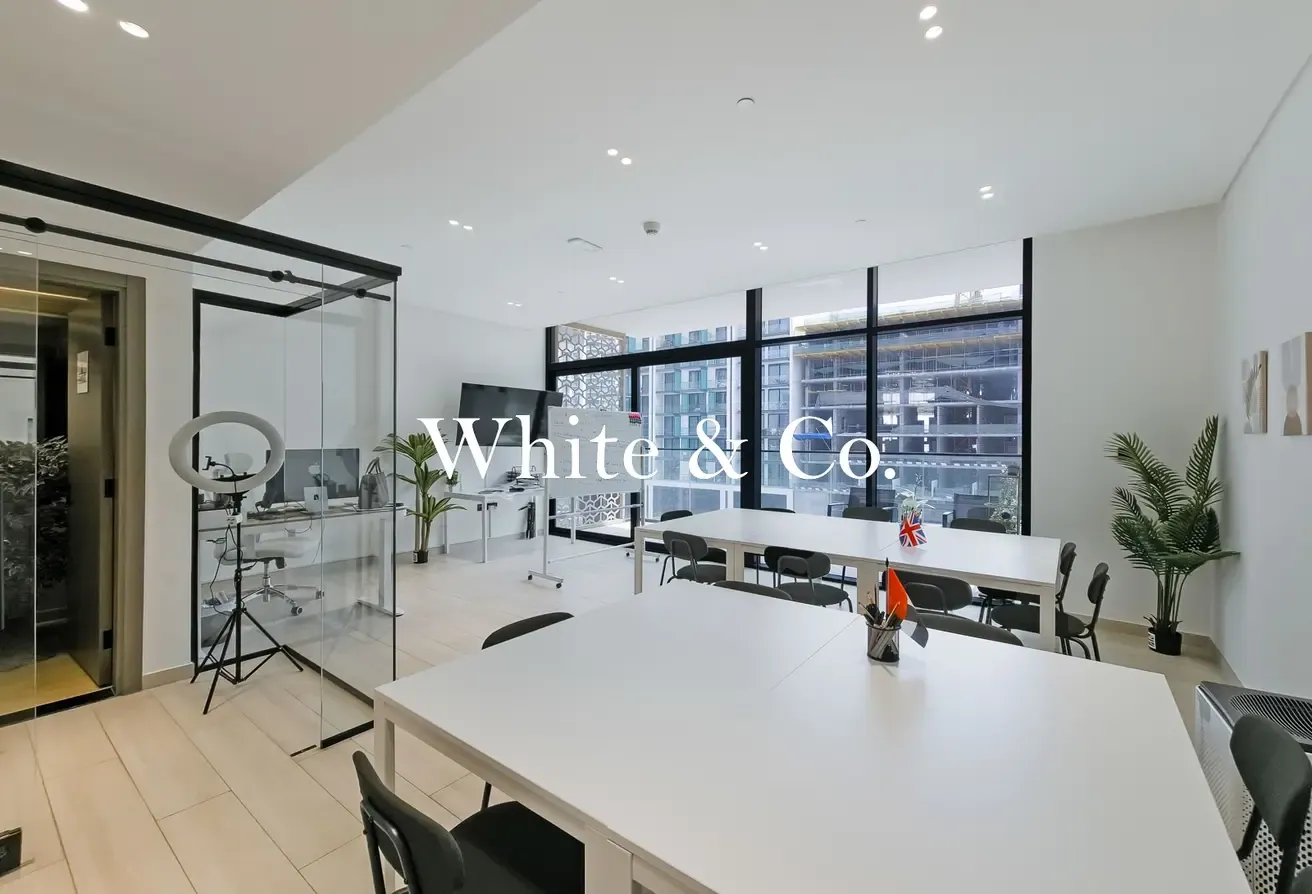 Fitted Office | Prime Location l Ready Now