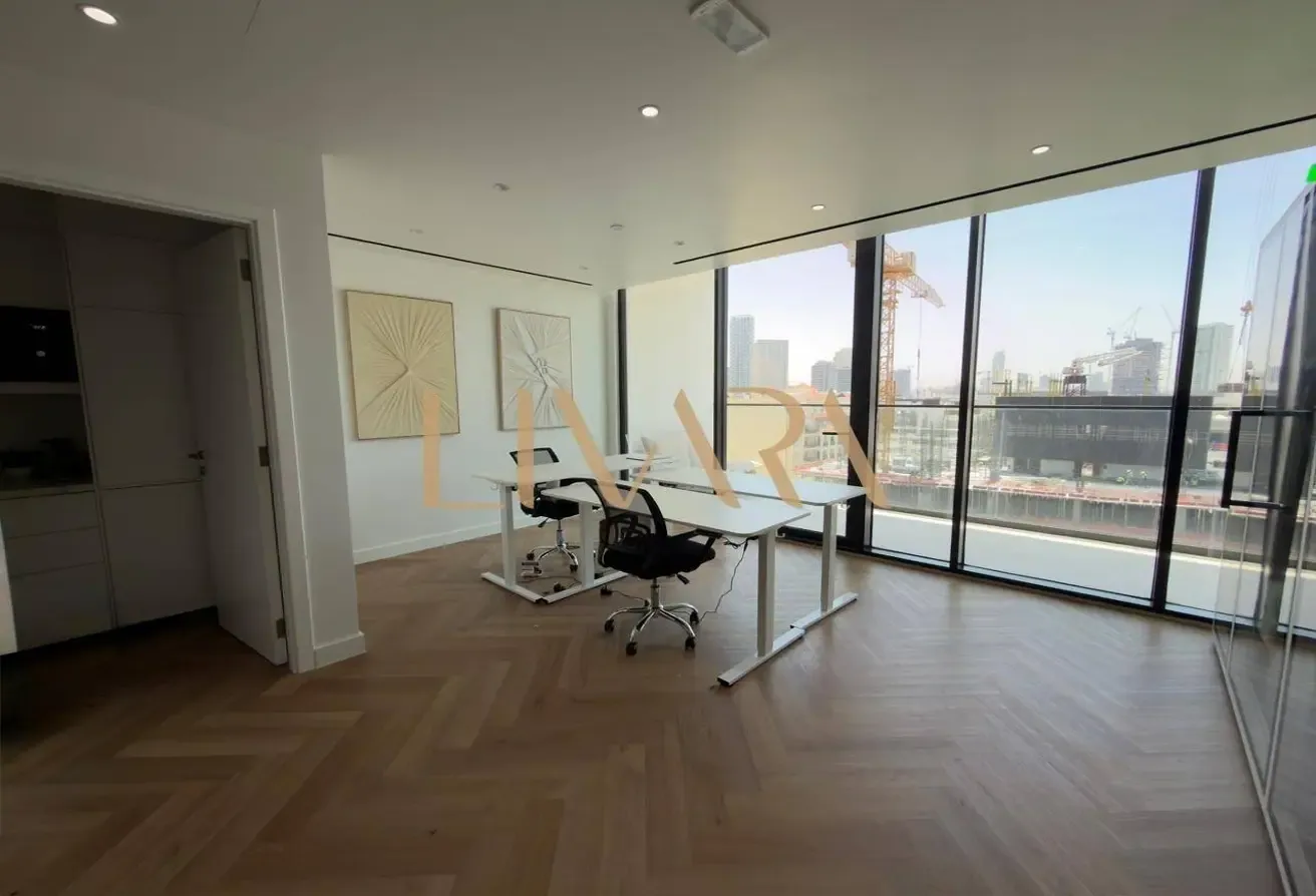 Fully Furnished | Bright Layout | Flexible Cheques