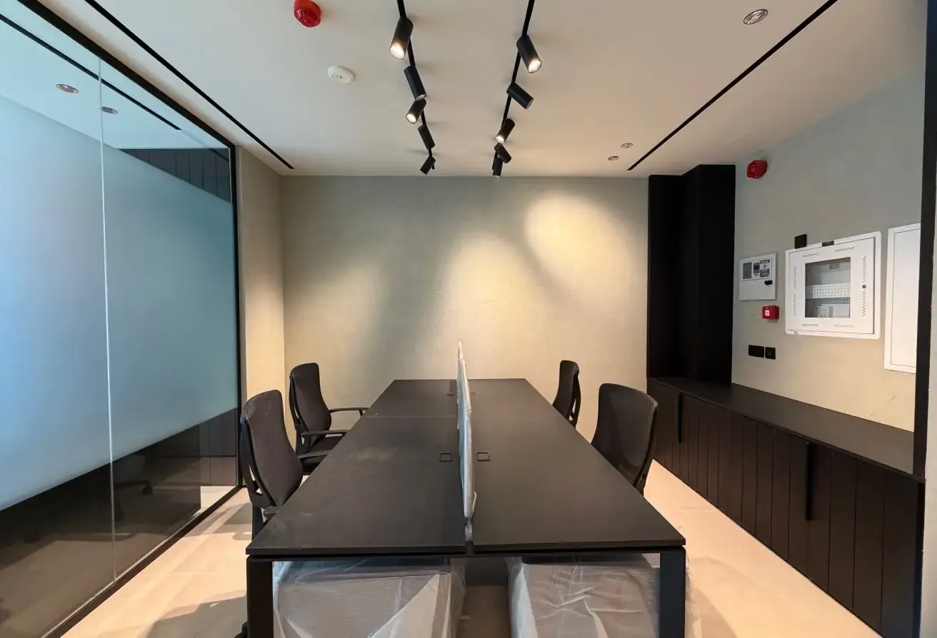 2 Parking Slots | First Tenant | Fully Furnished