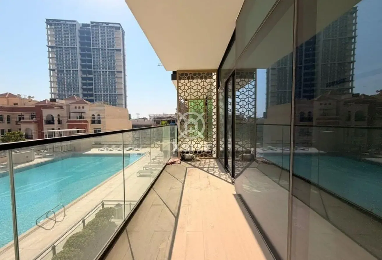 Cozy Office | Unfurnished | Pool View