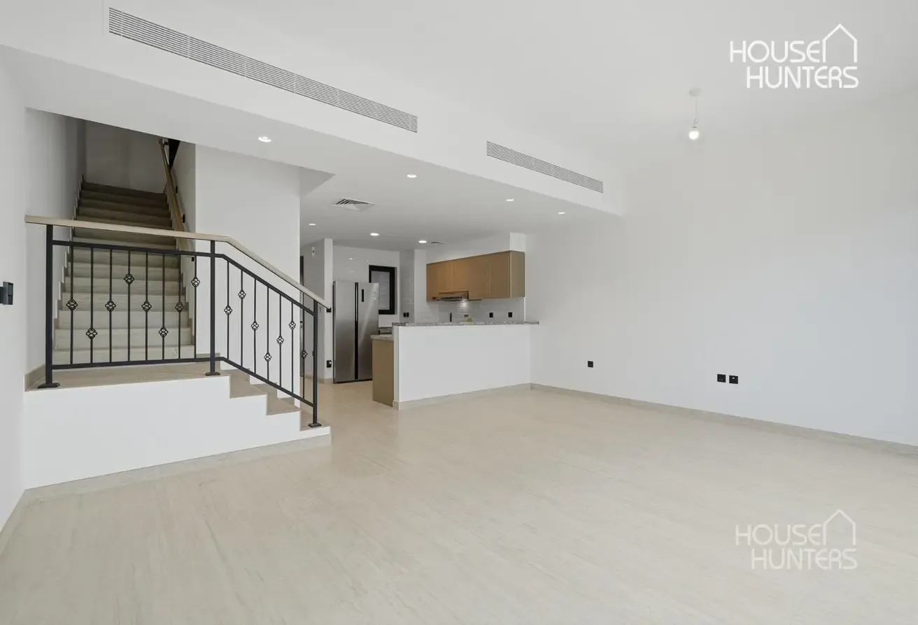 Landscaped | Near Park | Community Expert