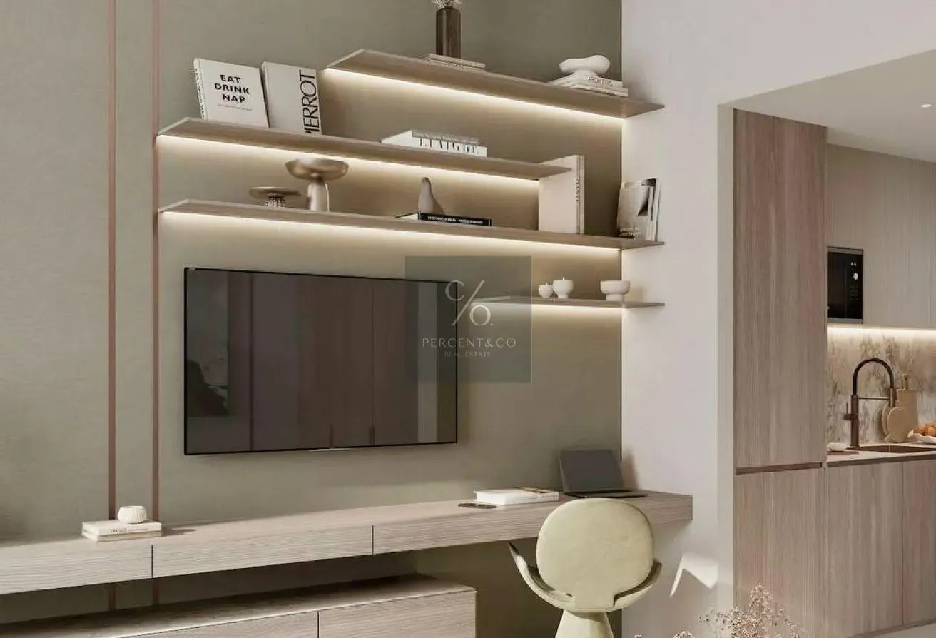 Lower Floor | Communtiy View | Furnished