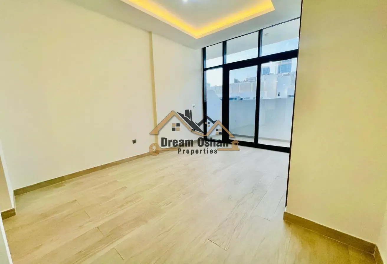 Higher Floor - Huge Size | All Amenities