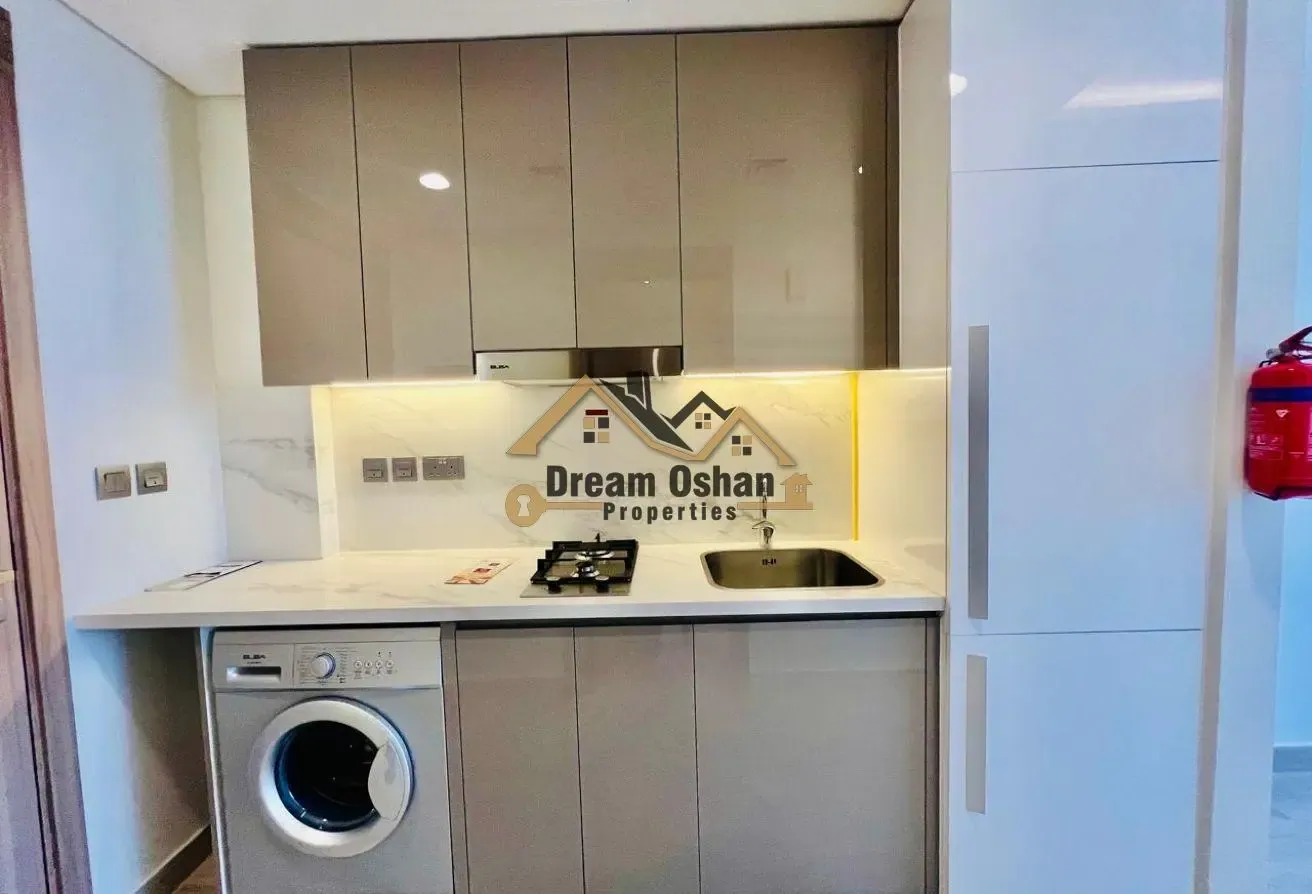 Higher Floor - Huge Size | All Amenities