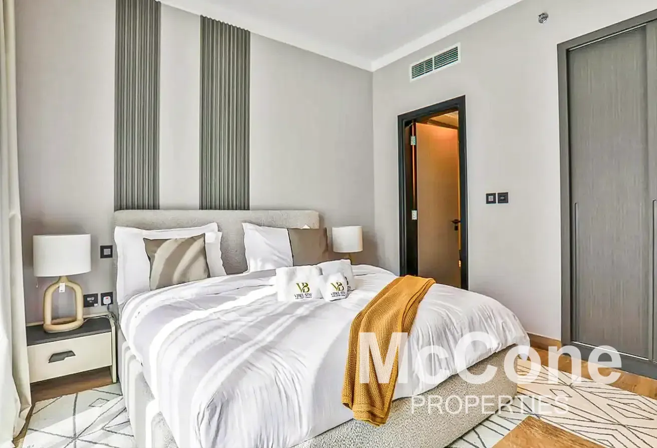 Big Layout | Upgraded | Fully Furnished