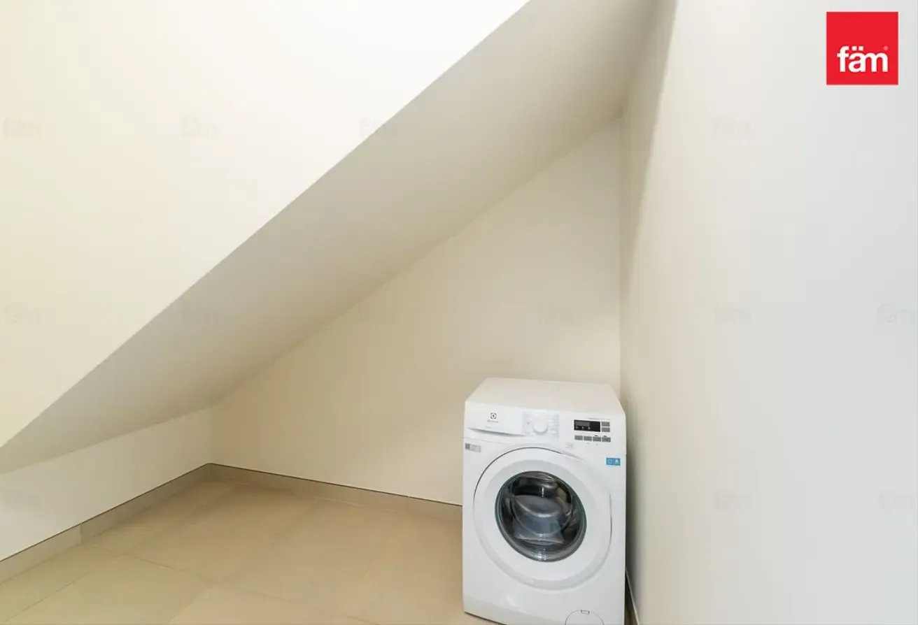 Vacant | Handed Over | Best Location