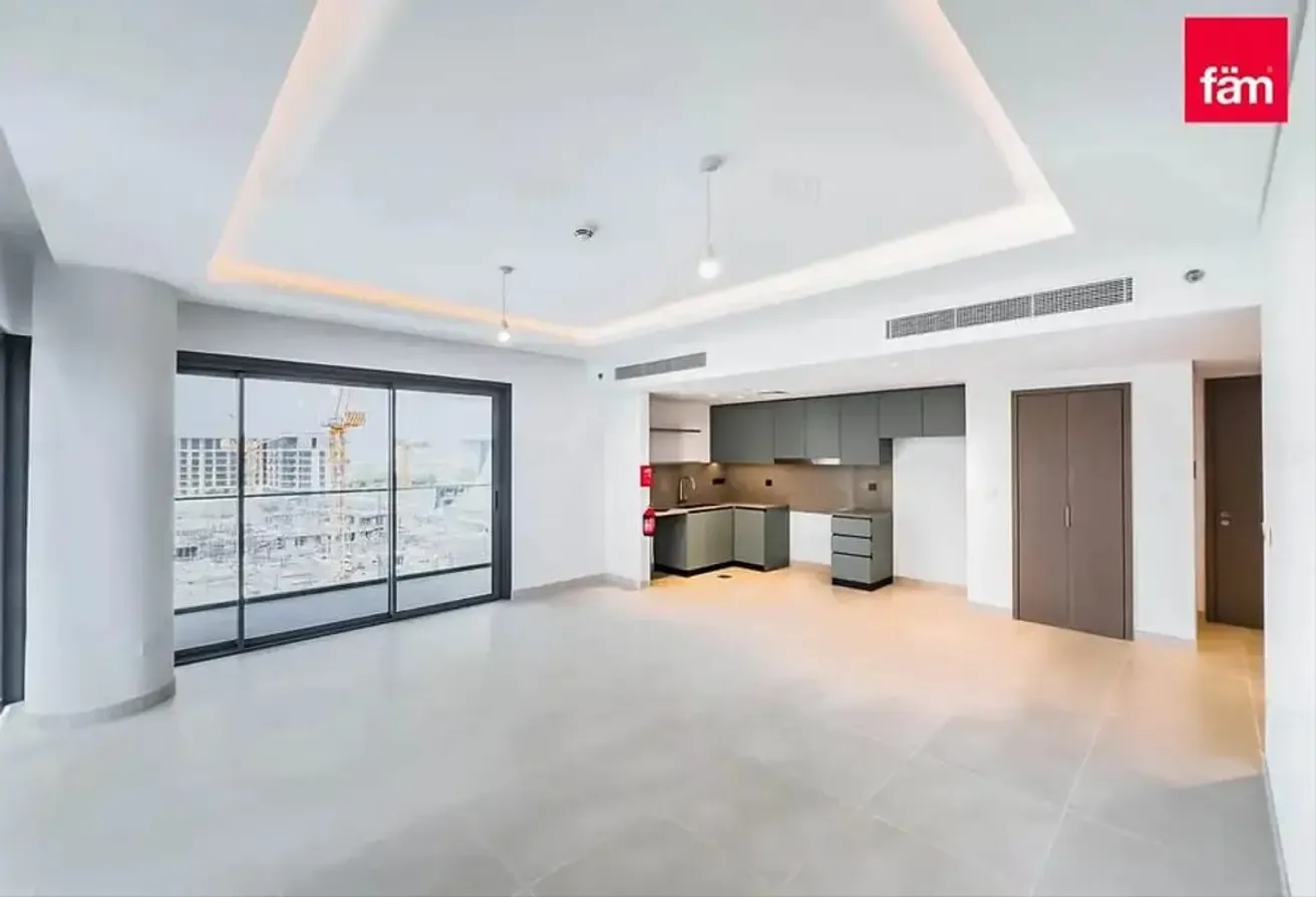 Viridian | Corner Unit | Vacant