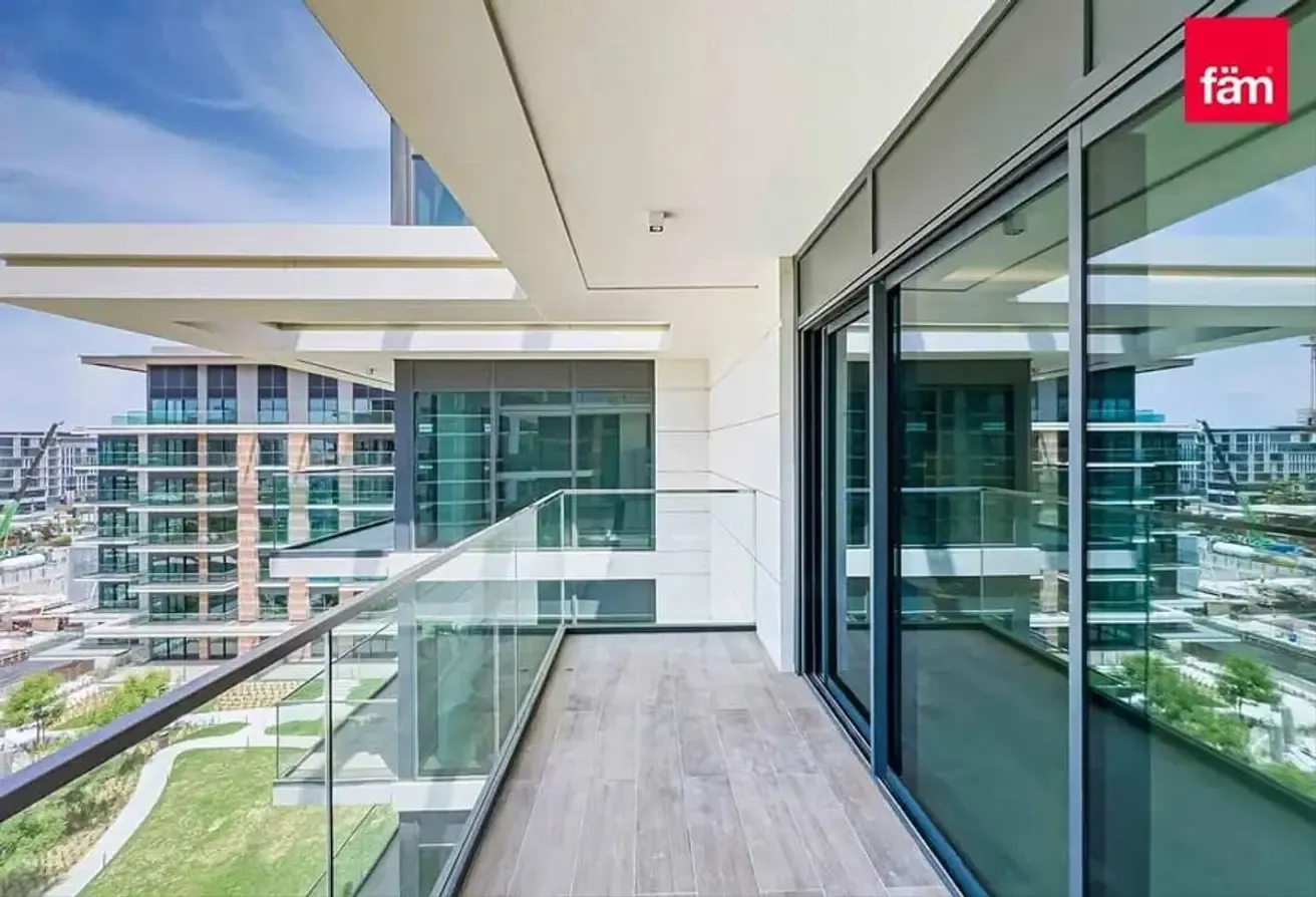 Viridian | Corner Unit | Vacant