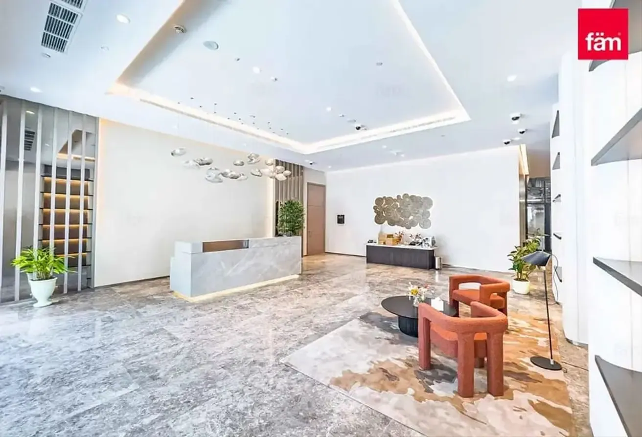 Viridian | Corner Unit | Vacant