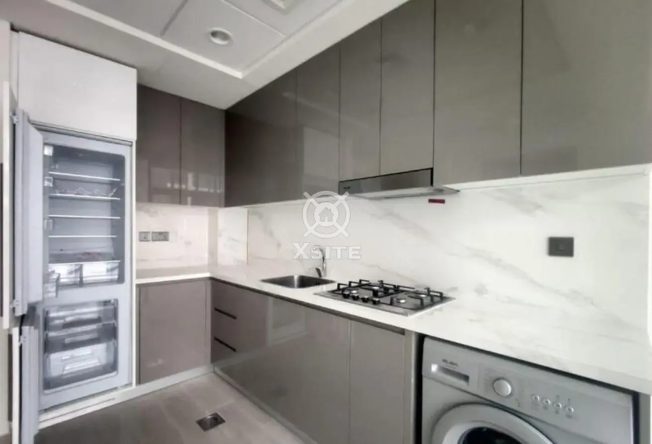 Homely 1 BR | On High Floor | Unfurnished